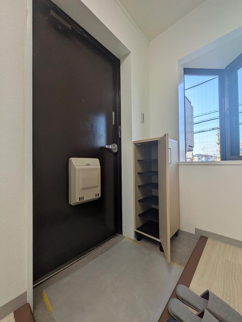 Renovated 1K Apartment in Fujisawa, Kanagawa - Thumbnail 2
