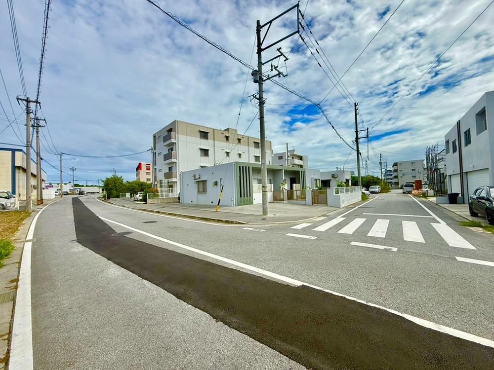 Land for Sale in Yomitan Village, Okinawa - 569.21 sqm - Thumbnail 2