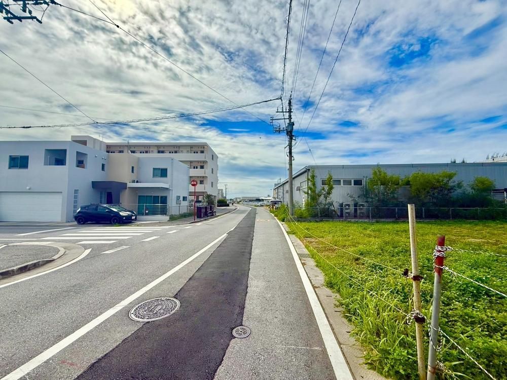 Land for Sale in Yomitan Village, Okinawa - 569.21 sqm - Thumbnail 3