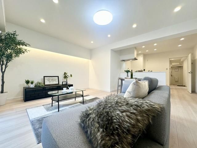 Renovated 3LDK Apartment in Ichikawa, Chiba Near Station - Thumbnail 4