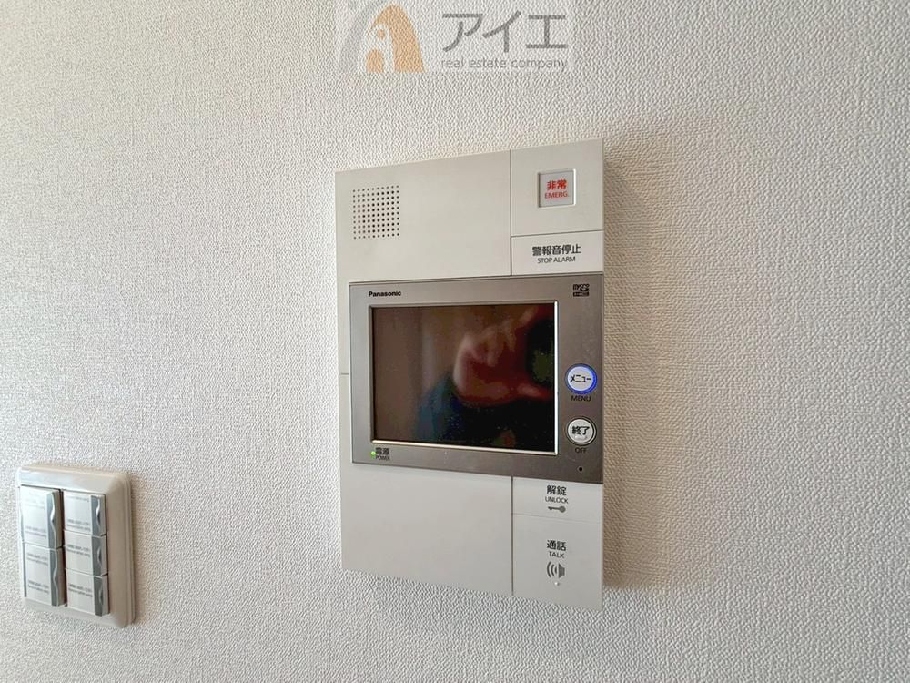 Renovated 3LDK Apartment in Funabashi, Chiba for Sale - Thumbnail 3