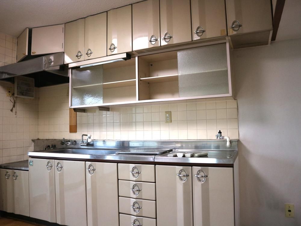 3DK Apartment for Sale in Sakae Ward, Yokohama - Thumbnail 3