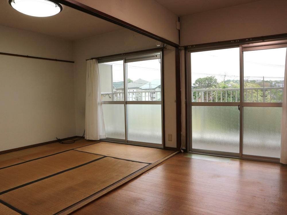 3DK Apartment for Sale in Sakae Ward, Yokohama - Thumbnail 2