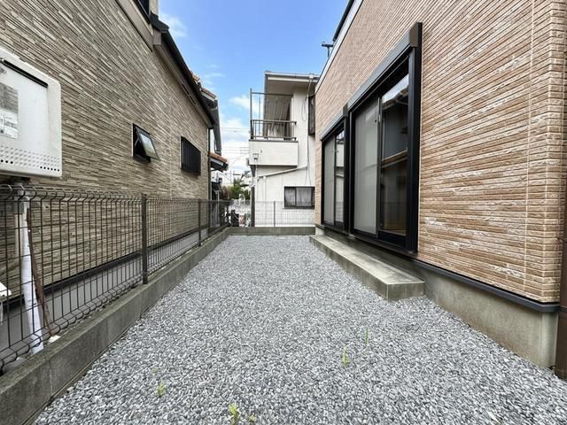 Renovated 4LDK House for Sale in Kashiwa, Chiba - Thumbnail 3