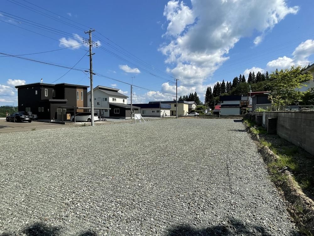 100 Tsubo Land for Sale in Odate, Akita - Near Schools & Route 7 - Thumbnail 3