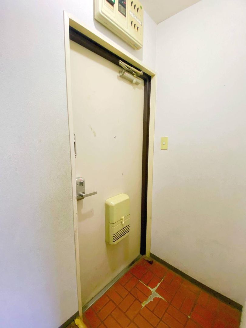 2DK Condo for Sale in Ebina, Kanagawa - 43.62 sqm - Thumbnail 3