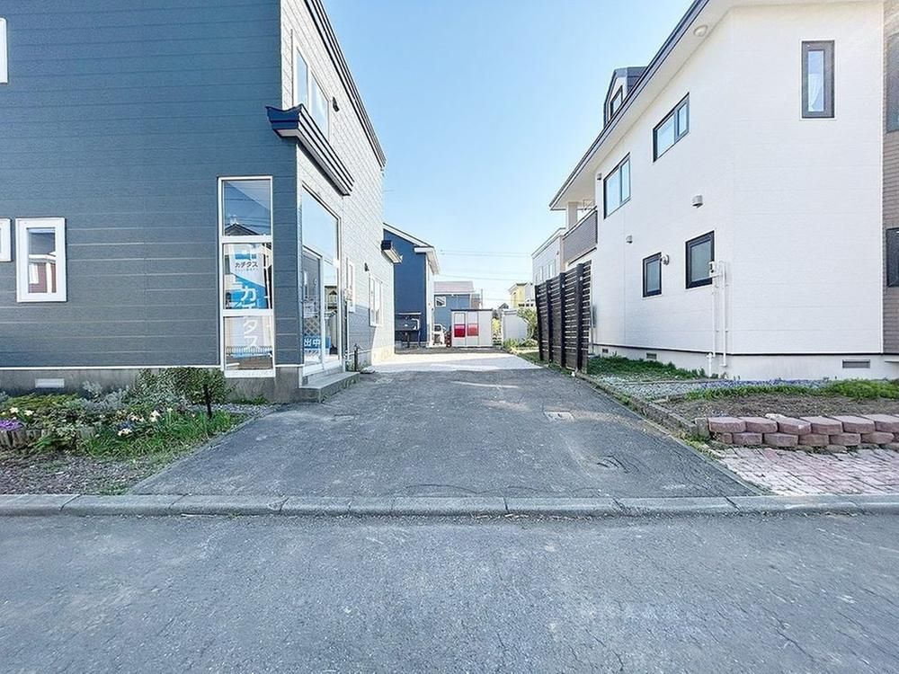 Renovated 4LDK House for Sale in Eniwa, Hokkaido - Thumbnail 2