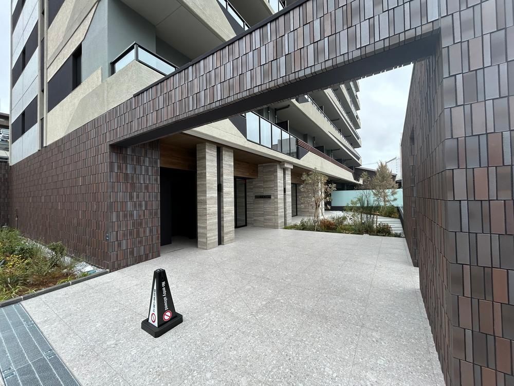 New 3LDK Apartment in Miyazaki Tower Near Station - Thumbnail 2