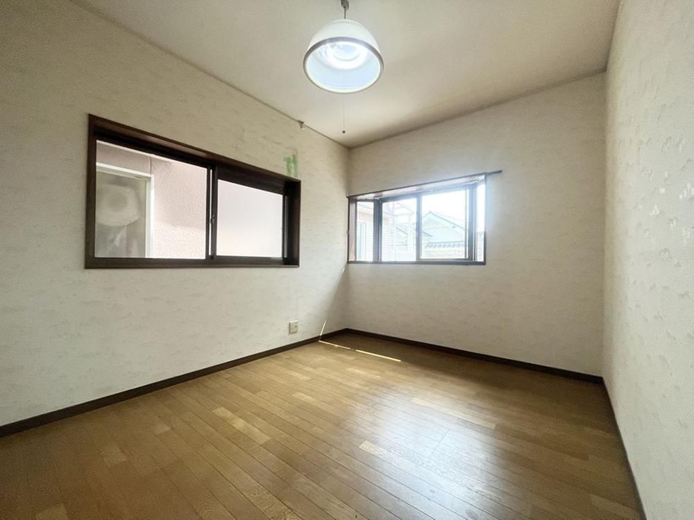 3LDK All-Electric House for Sale in Tondabayashi, Osaka - Thumbnail 4