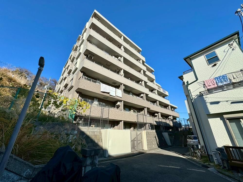 3LDK Apartment for Sale in Yokohama Isogo-ku, 63.31 sqm - Thumbnail 2