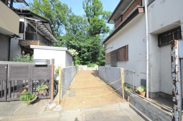 Land for Sale in Higashikurume, Tokyo - 99.97 sqm - Thumbnail 2