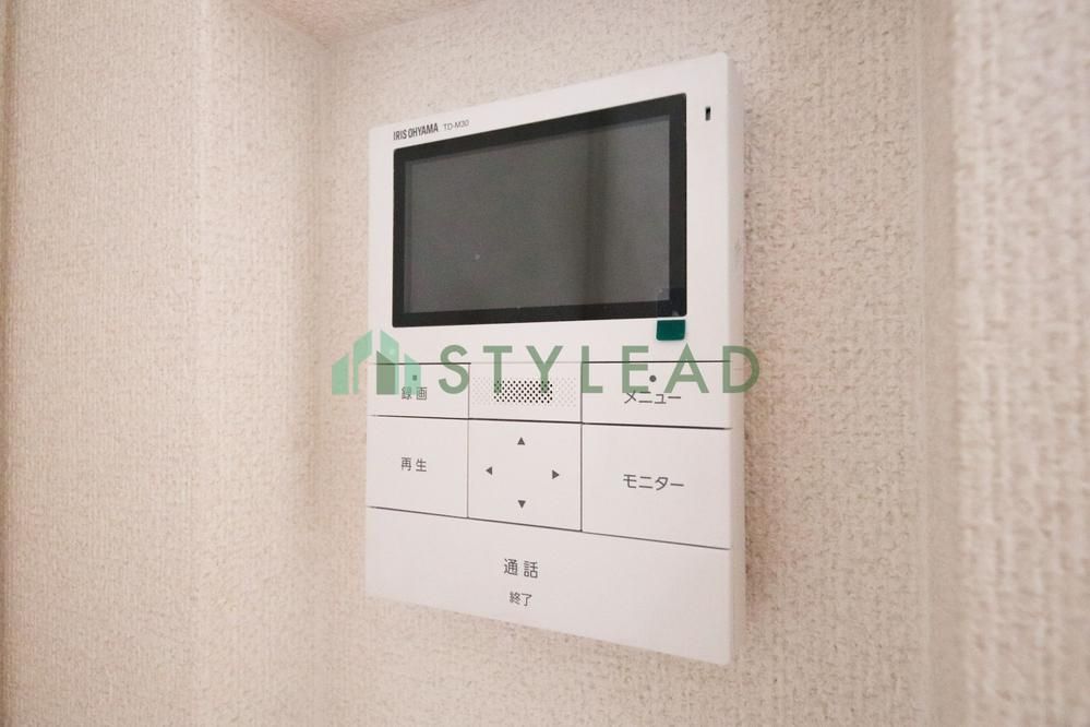 Renovated 3LDK House in Yokohama's Konan Ward Near Konan Chuo Station - Thumbnail 4