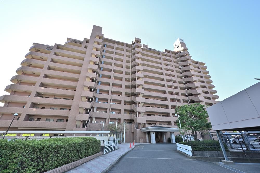 Renovated 3LDK Apartment for Sale in Asaminami-ku, Hiroshima - Thumbnail 4