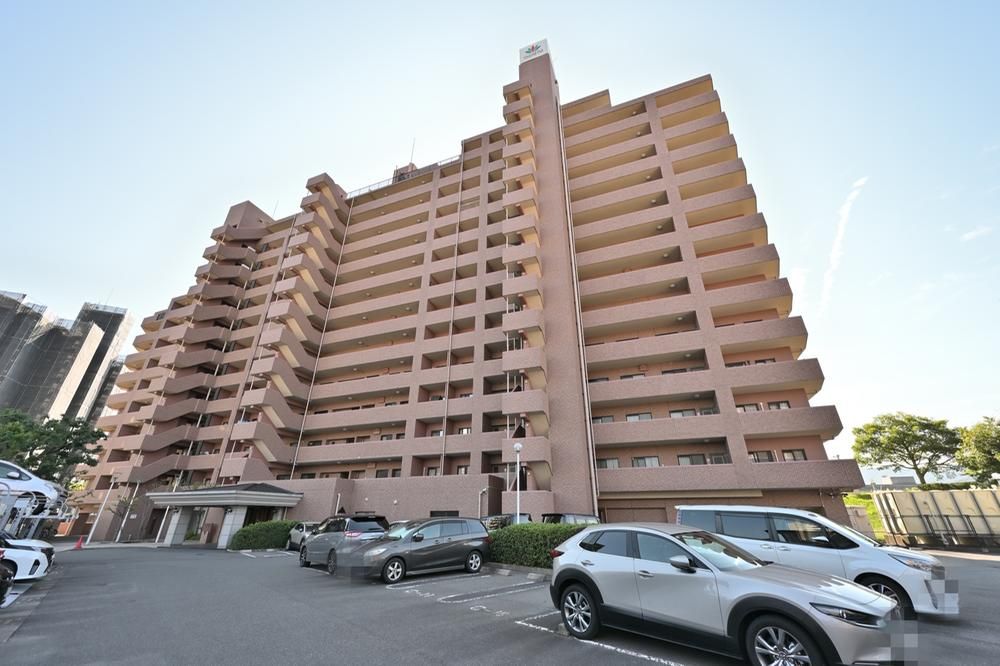 Renovated 3LDK Apartment for Sale in Asaminami-ku, Hiroshima - Thumbnail 3