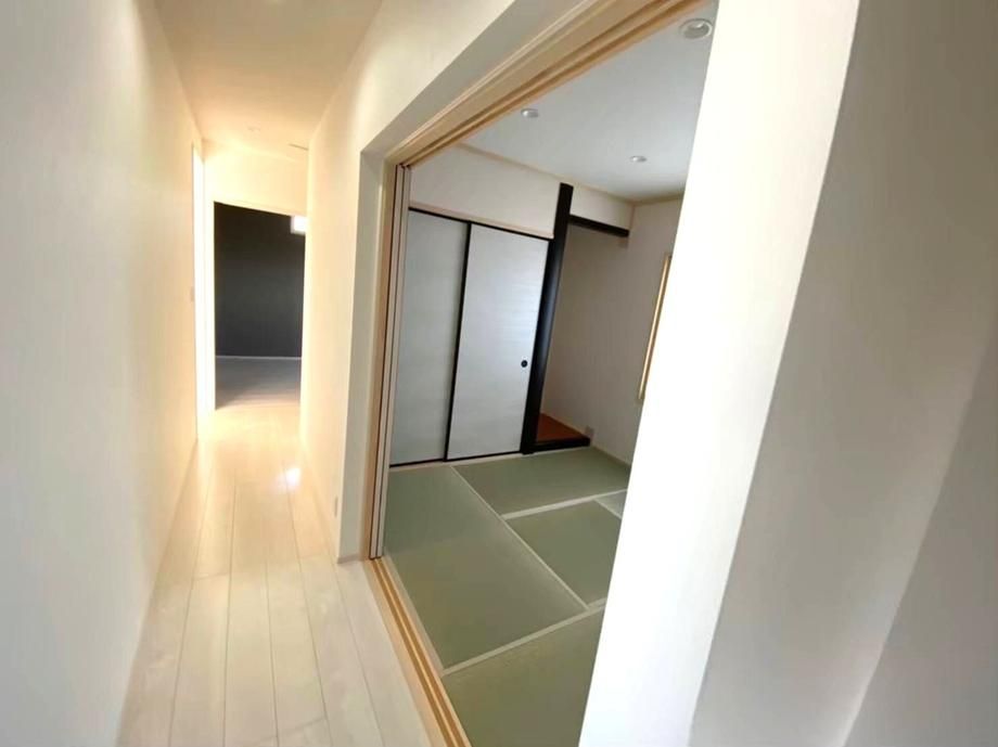 5LDK Single-Story House with Solar Power in Marugame, Kagawa - Thumbnail 3