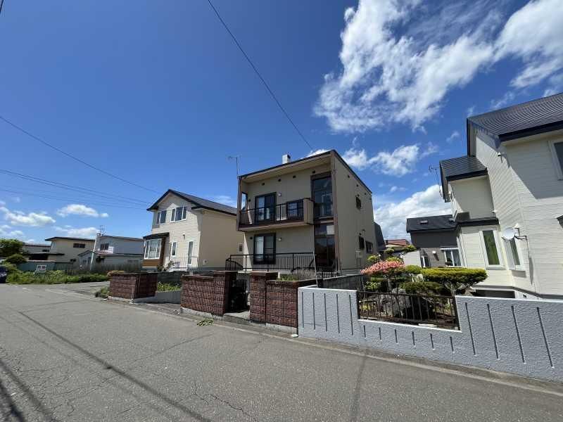 3LDK Detached House for Sale in Tomakomai, Hokkaido - Thumbnail 3