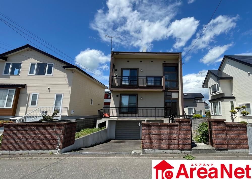 3LDK Detached House for Sale in Tomakomai, Hokkaido - Thumbnail 2