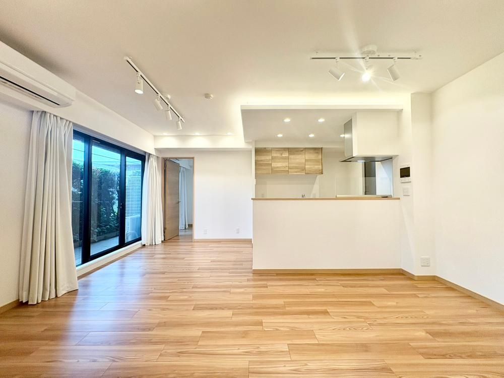 Renovated 3LDK Apartment for Sale in Miyamae, Kawasaki - Thumbnail 3