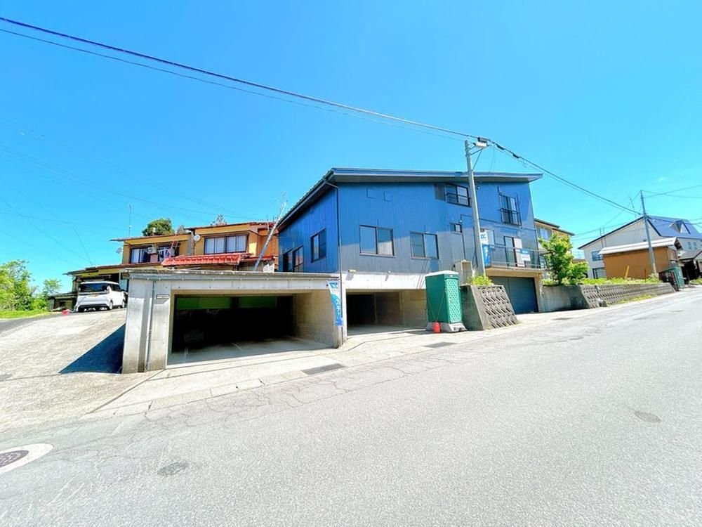 Renovated 6LDK House in Tokamachi, Niigata - 385.77 sqm - Thumbnail 3
