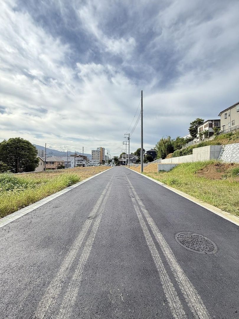 Land for Sale in Isehara, Kanagawa - Build Your Dream Home - Thumbnail 3