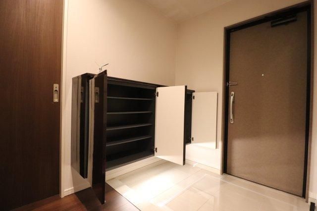 2LDK Apartment for Sale in Ginowan, Okinawa - 60.22m2 - Thumbnail 3