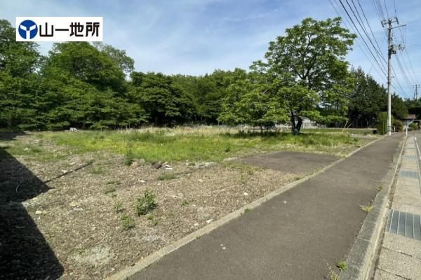 900 sqm Land Plot in Sendai Akiu - No Construction Conditions - Thumbnail 3