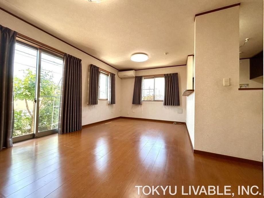 4LDK Detached House in Funabashi with Solar Panels - Thumbnail 2