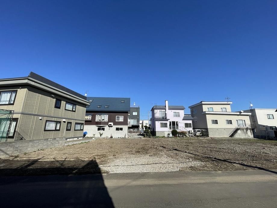 Land for Sale in Ebetsu City, Hokkaido - 330.65 sqm - Thumbnail 2