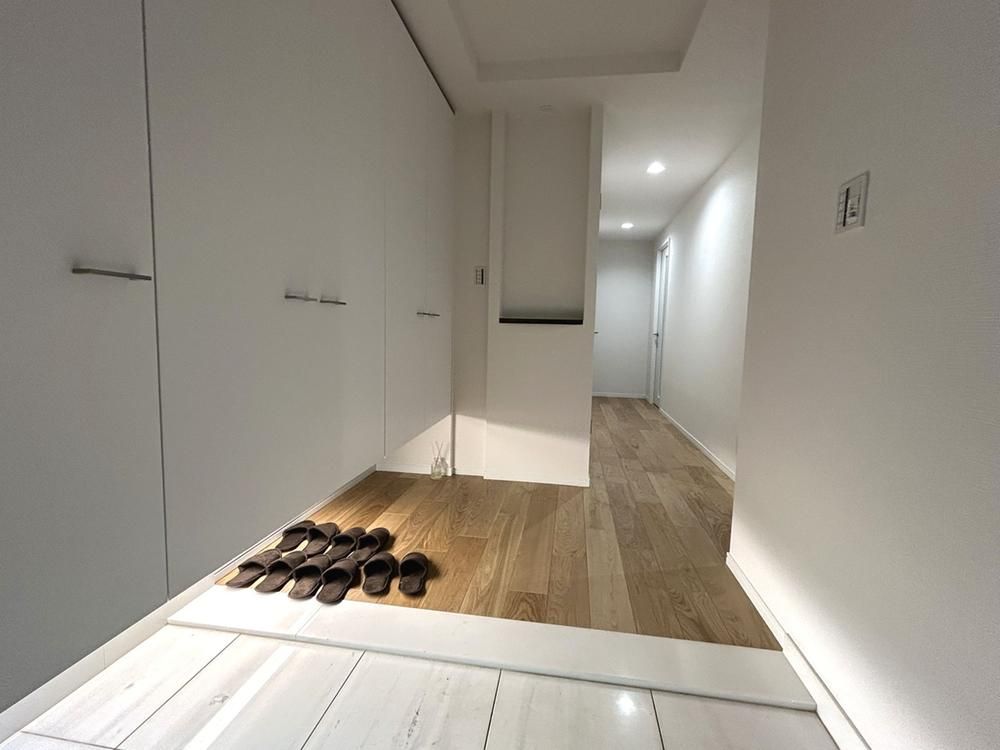 D Gracce Daikamachi 3LDK+S Apartment for Sale in Nagoya - Thumbnail 3