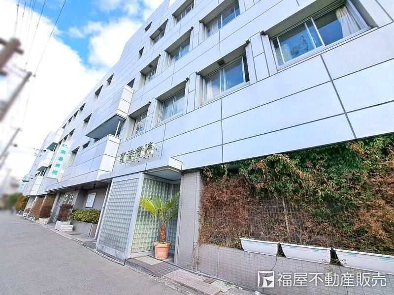 4LDK Detached House for Sale Near Kitakagaya Station, Osaka - Thumbnail 2