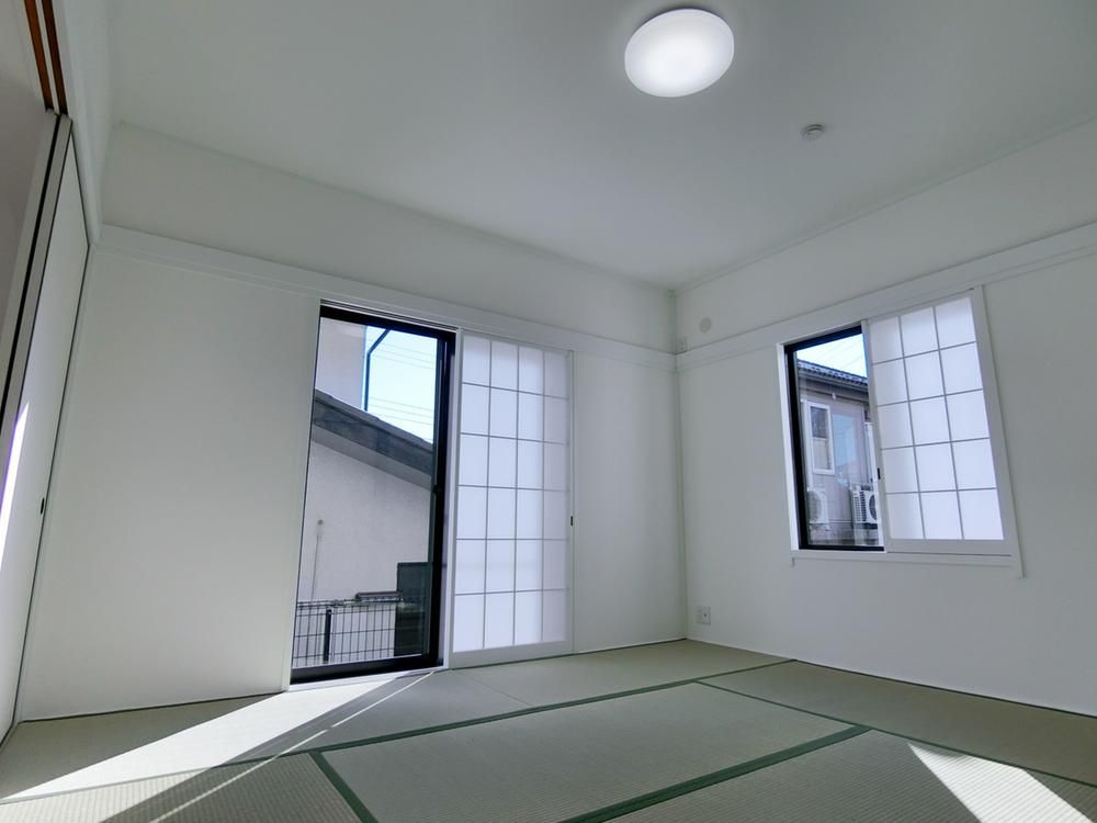 Fully Renovated 6LDK House for Sale in Hachioji, Tokyo - Thumbnail 4
