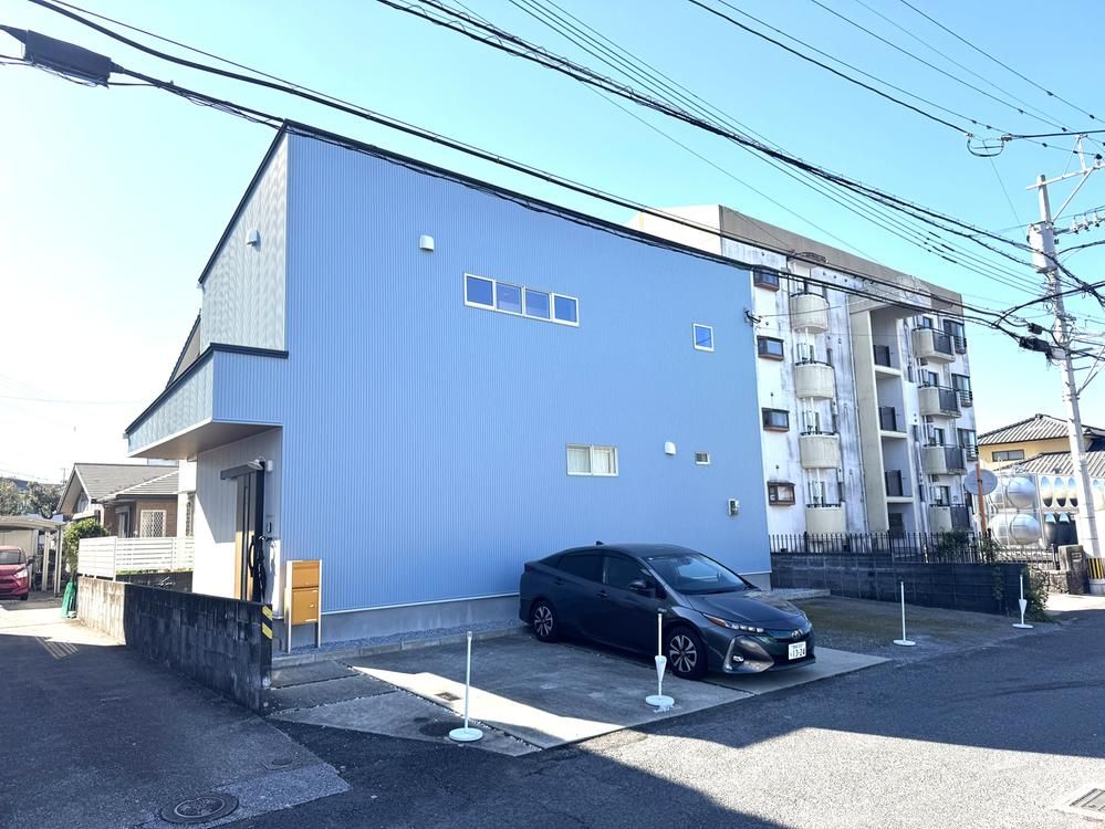 Stylish 3LDK+S Detached House in Miyazaki City - 92.5 sqm - Thumbnail 2
