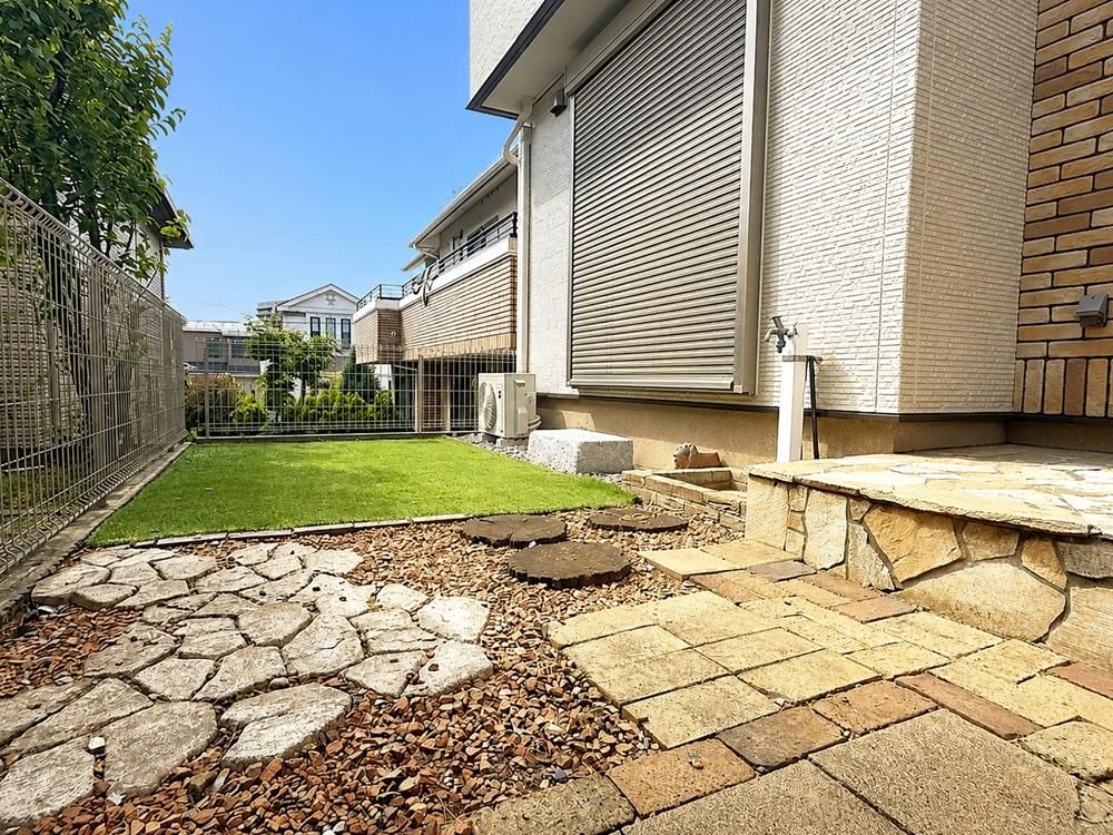 4LDK Detached House in Funabashi by Toyota Home - Thumbnail 2