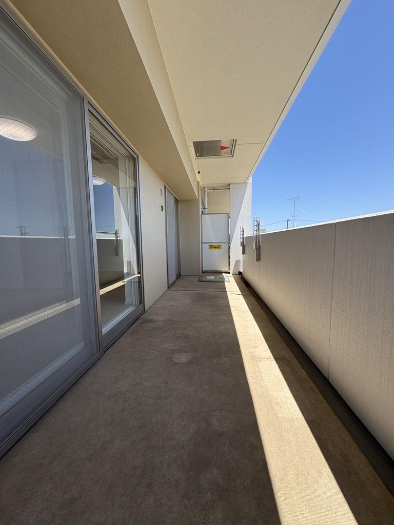 4LDK Apartment for Sale in Atsugi, Kanagawa - 86.06m2 - Thumbnail 2