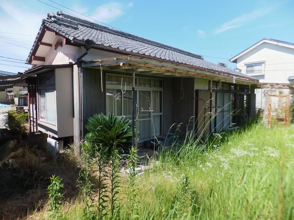 356.56 sqm Land for Sale in Hayasuzu-cho, Miyakonojo City - Thumbnail 4