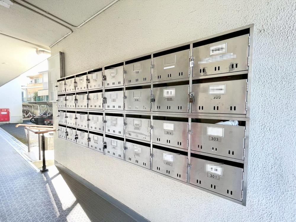 2DK Apartment for Sale in Takatsuki, Osaka - 48.31m² - Thumbnail 2