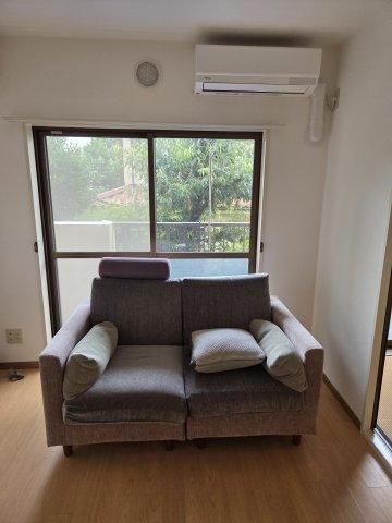 3DK Apartment for Sale in Totsuka, Yokohama - 57m2 - Thumbnail 3