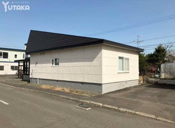 4LDK Detached House for Sale in Kushiro Town, Hokkaido - 19,000,000 Yen - Thumbnail 2