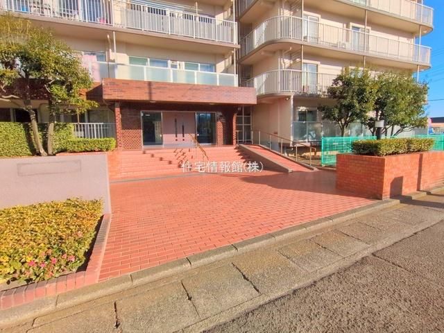 3LDK Apartment for Sale in Atsugi City, Kanagawa - 71.61 sqm - Image 1