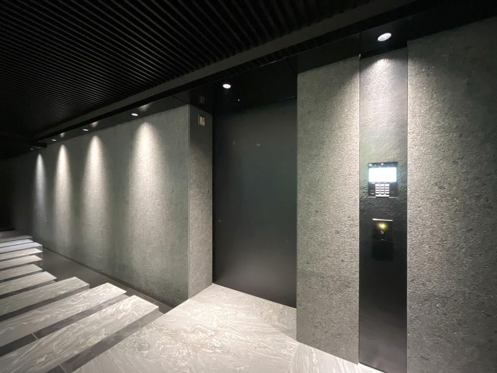 Premium Minamidai Terrace 1LDK Apartment in Shibuya, Tokyo - Thumbnail 4