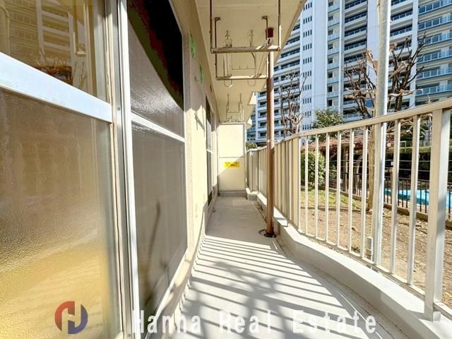 3LDK Renovated Condominium in Kawasaki Saiwai Ward 63.67m2 - Thumbnail 3