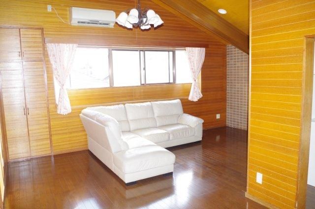 6LDK Detached House for Sale in Ome City, Tokyo - Thumbnail 3