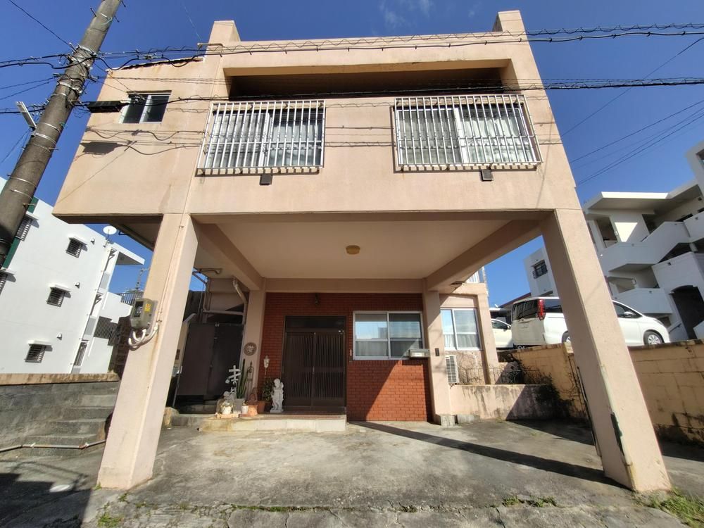 2-Story RC House in Naha, Okinawa - 3LDK, 100m² - Thumbnail 2