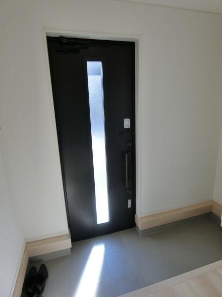 4LDK Detached House for Sale in Tsuchiura, Ibaraki - 103.68 sqm - Thumbnail 2