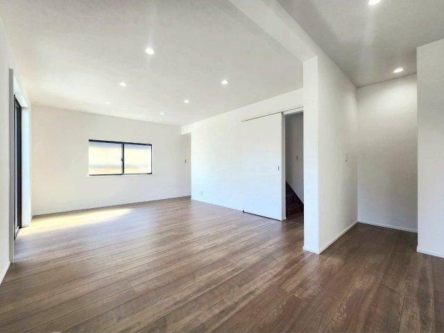 Renovated 3LDK House with Garden in Kitakyushu, Fukuoka - Thumbnail 4