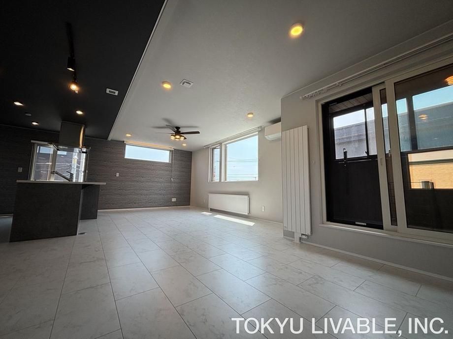 3LDK Modern House for Sale in Higashi-ku, Sapporo, 137 sqm - Thumbnail 4