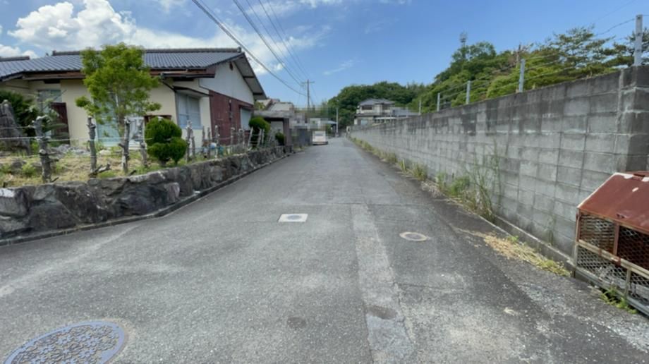 3DK Detached House on 104-Tsubo Land in Iizuka, Fukuoka - Thumbnail 4