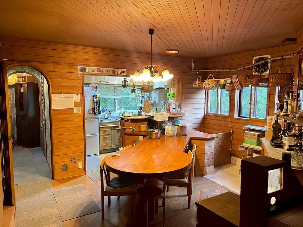 Spacious 5LDK+S House for Sale in Rankoshi, Hokkaido - Thumbnail 2
