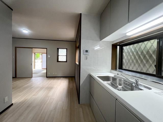 Renovated 4LDK House in Kobe Tarumi with Parking - Thumbnail 3