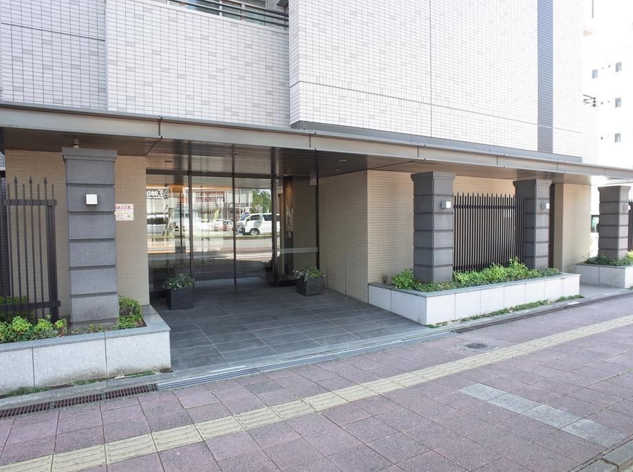 Top Floor 2LDK Apartment for Sale in Miyazaki City - Thumbnail 2